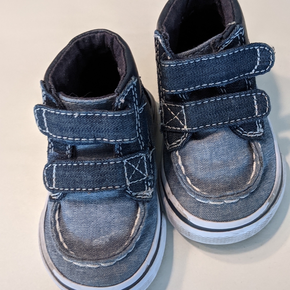Toddler blue bootie sneaker.  Toddler: size 4